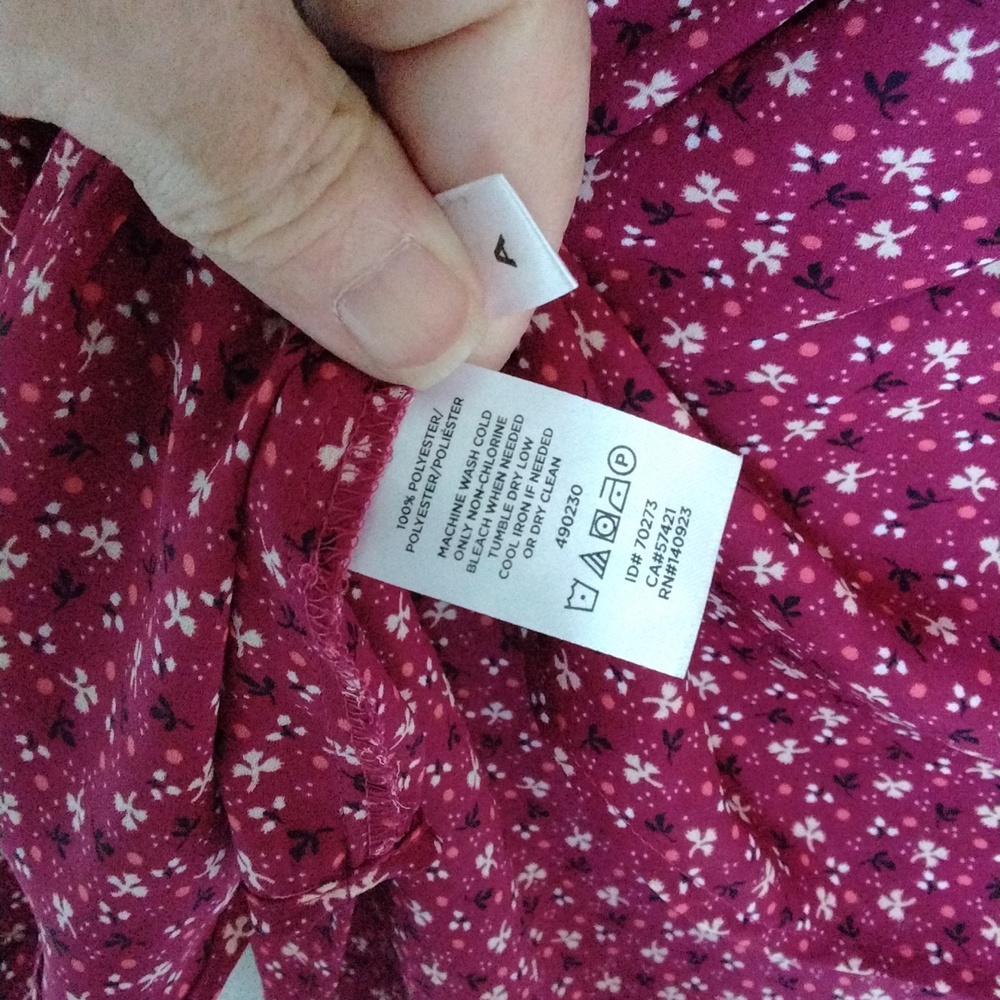 LOFT Burgundy Floral Blouse Size SMALL - Picture 3 of 8